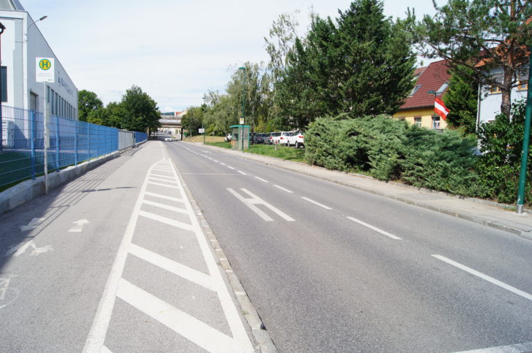 König und Bauer-Straße in Maria Enzersdorf